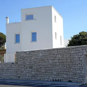 La Finestra Sul Mare , Bari Italia